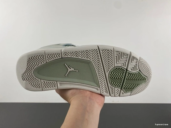 HYPE (W) HV0823-003 4 Jordan Seafoam Air 0702